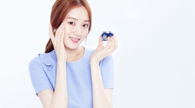 6 cremas coreanas para los ojos que tienes que probar